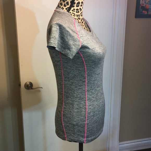 NWOT Workout shirt by RBX - Picture 7 of 8